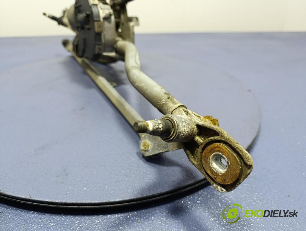 Audi A6 2005 mechanizmus motor: Stierače: Predné 4F1955023B
