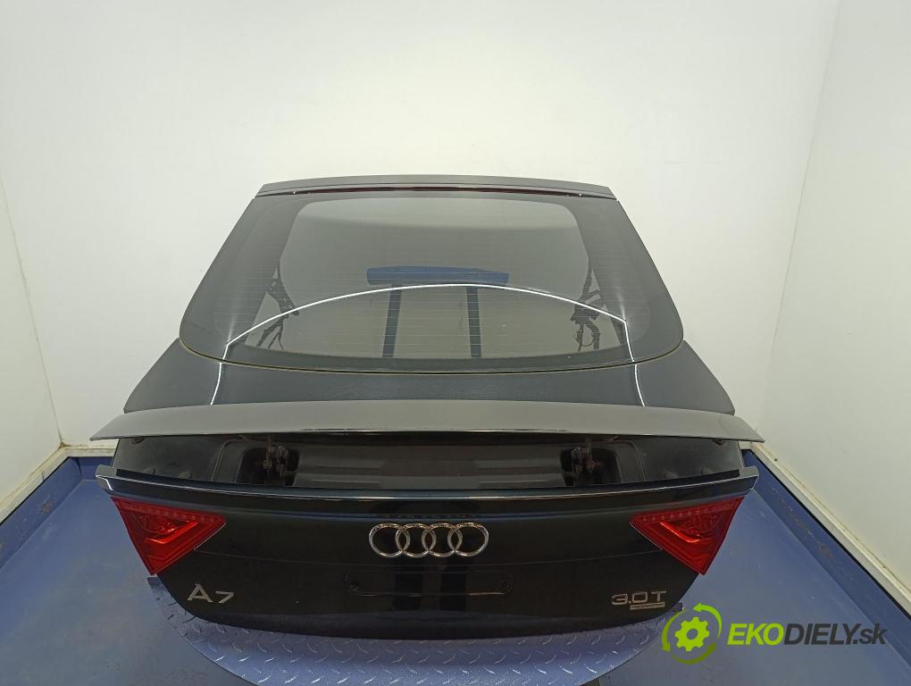 Audi A7 2012 zadní dveře kufra: kufr