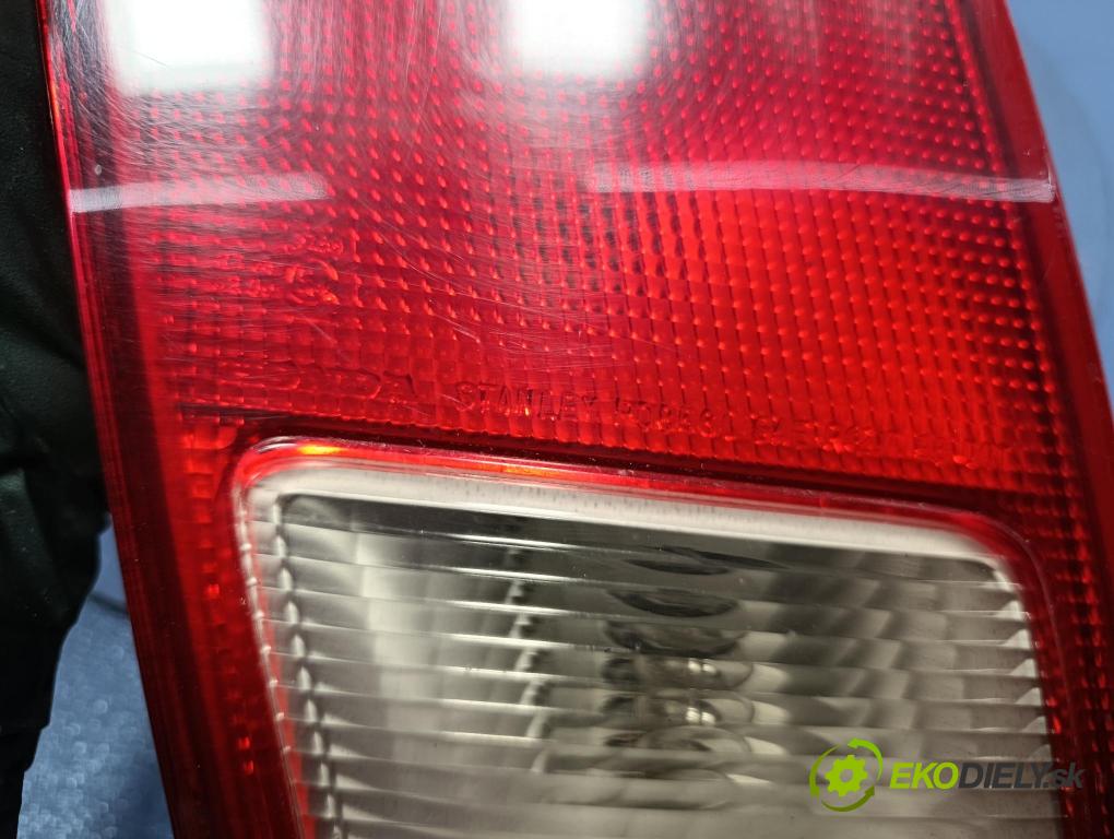 Honda Civic 2003 svetlo / reflektor zad ľavá Vnútri: P0856L