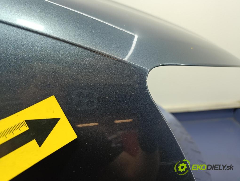 Audi A6 2005 blatnik před v pravo: