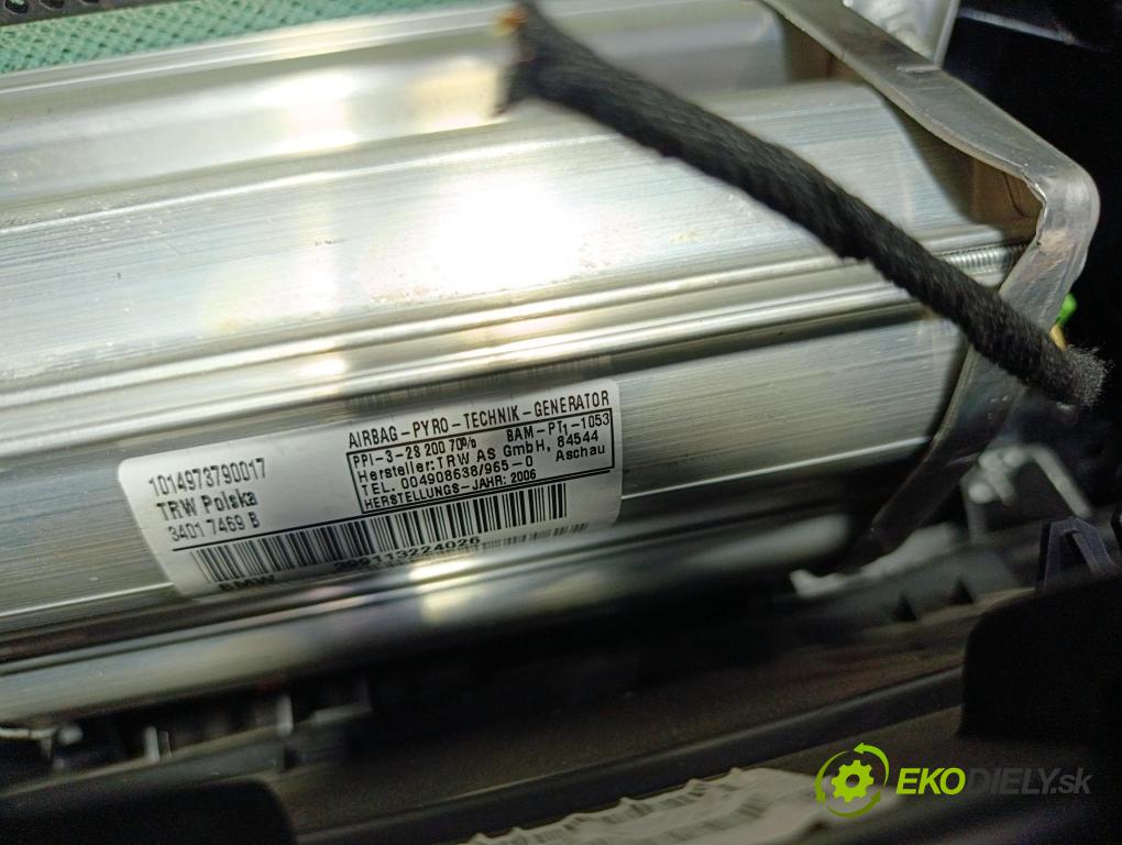 Bmw Seria 1 2006 kokpit,přistrojova deska 750640