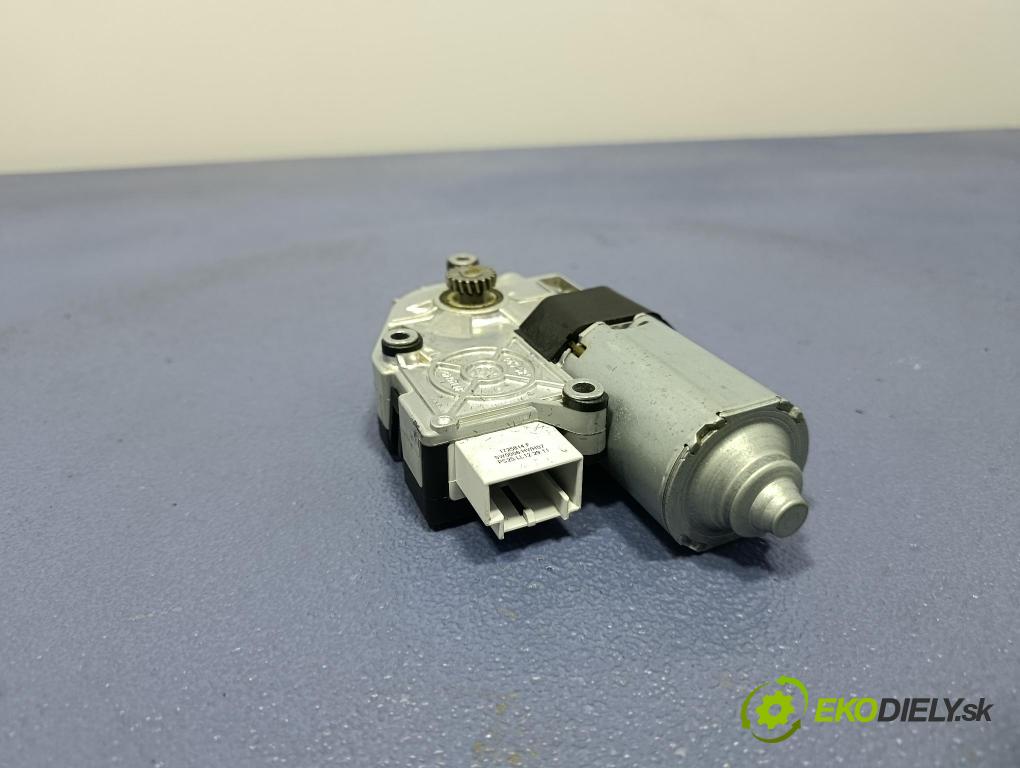 Audi A7 2012 Střešní okno: 7P5959591