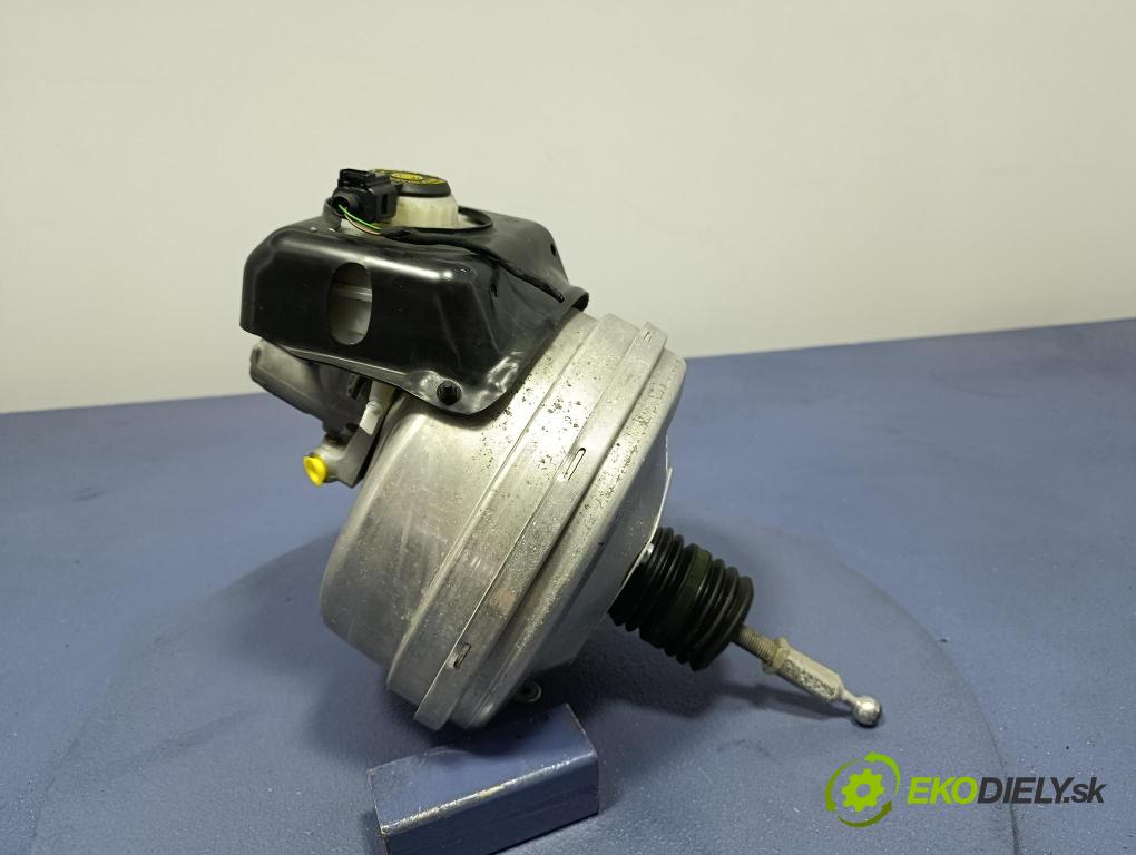 Audi A7 2012 servo Brzdy: 4G1612103G