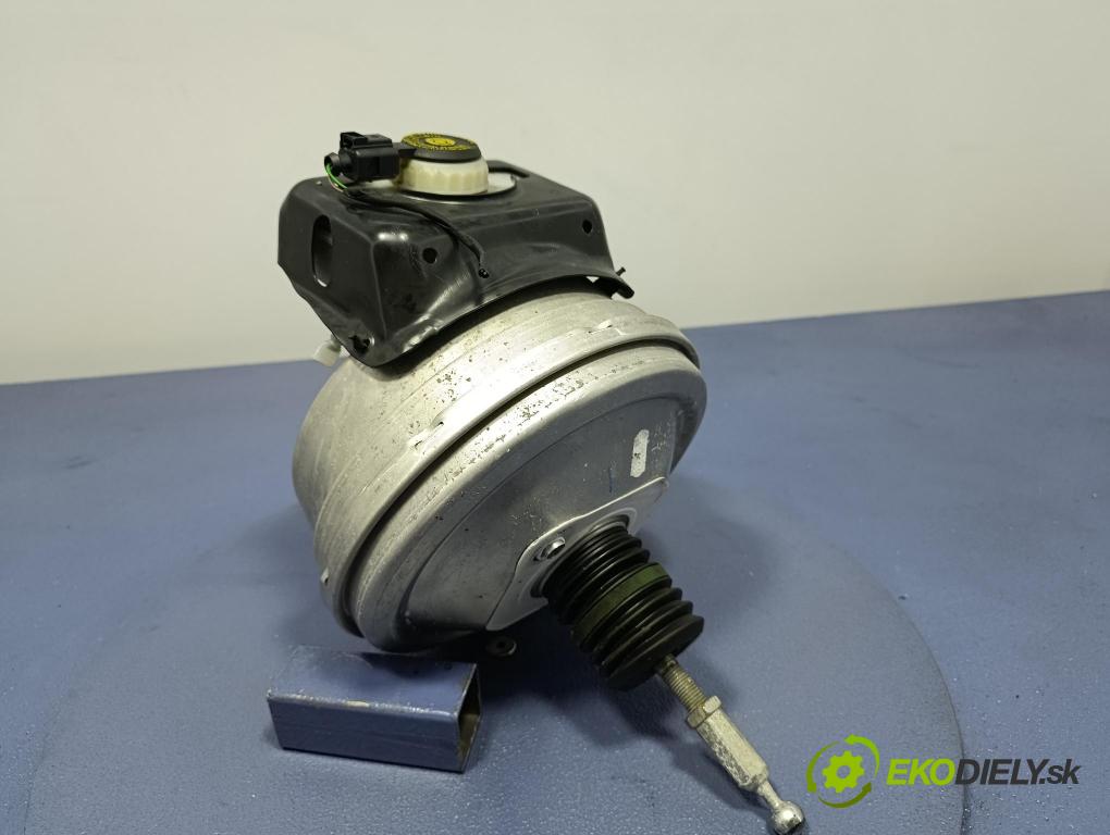 Audi A7 2012 servo Brzdy: 4G1612103G