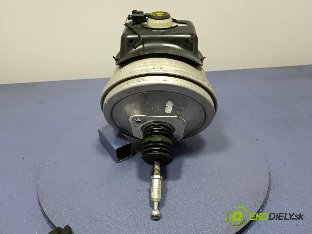 Audi A7 2012 servo Brzdy: 4G1612103G