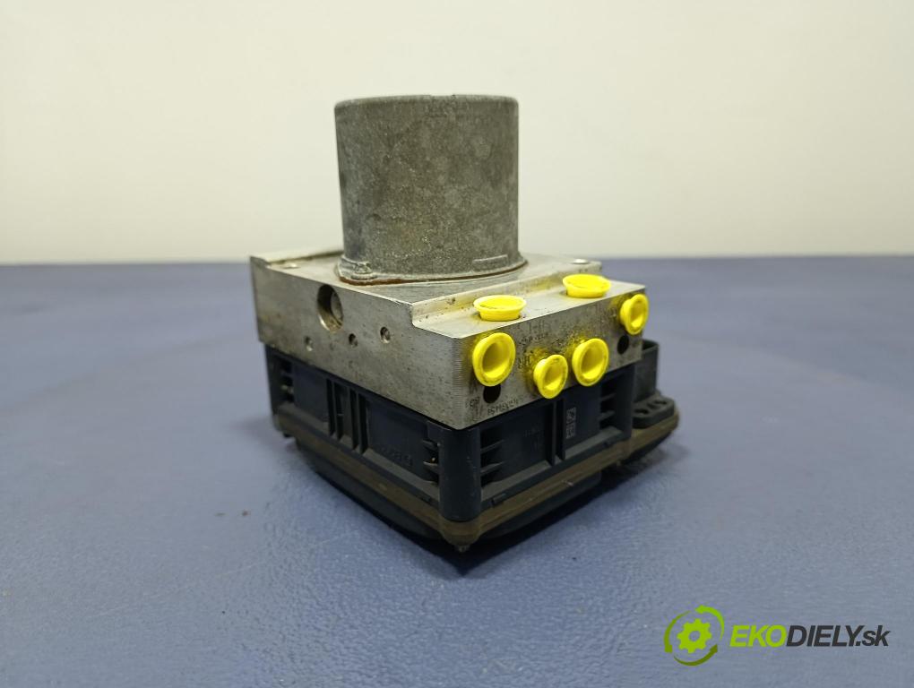 Audi A7 2012 čerpadlo ABS x 4G0614517P
