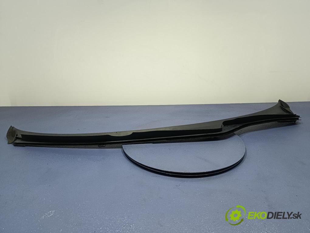 Audi A7 2012 torpédo 4G8819403
