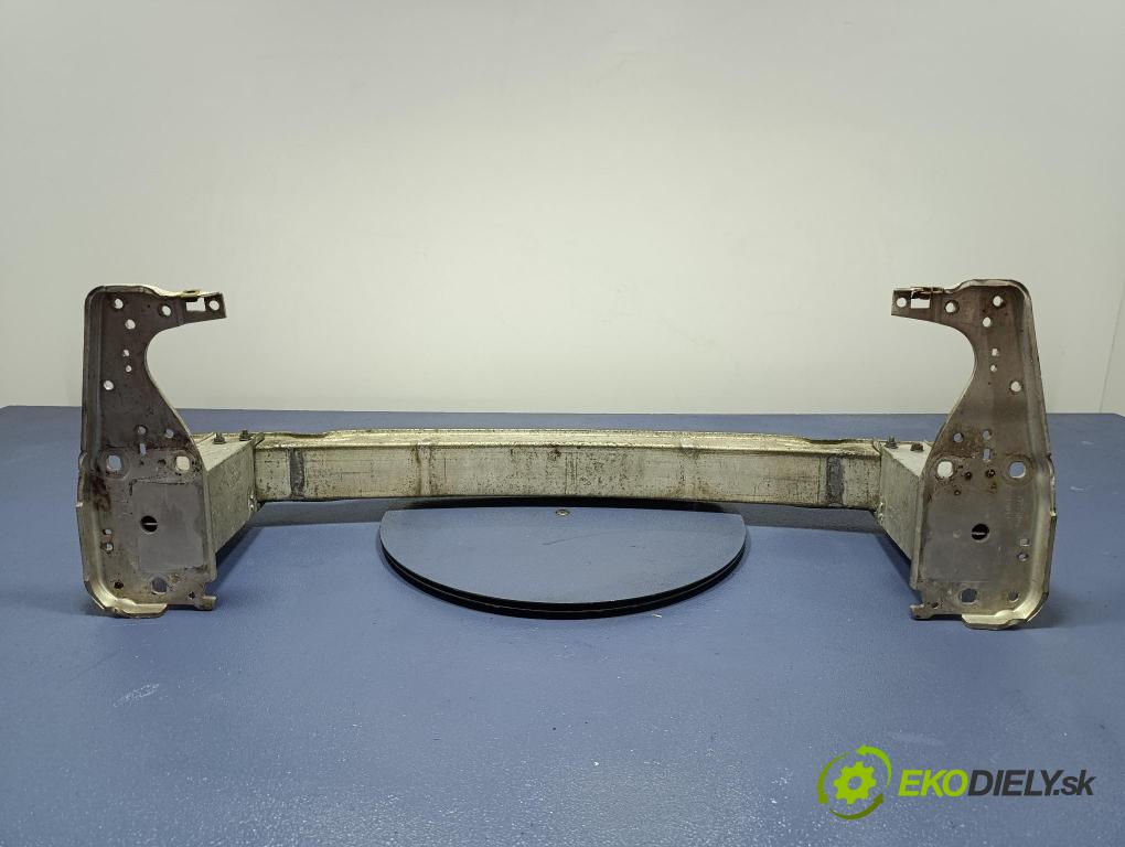Audi A7 2012 výztuha narazník před 4G0807113