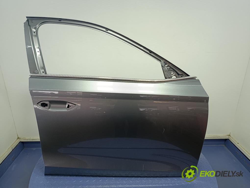 Skoda Octavia 0 dveře před prave