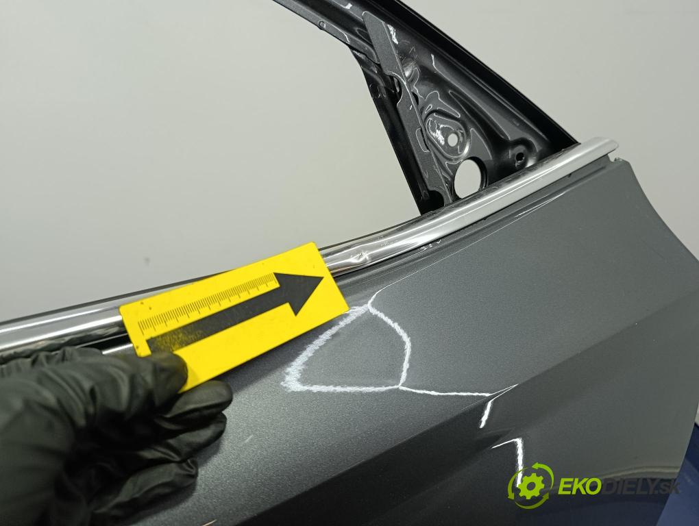 Skoda Octavia 0 dveře před prave