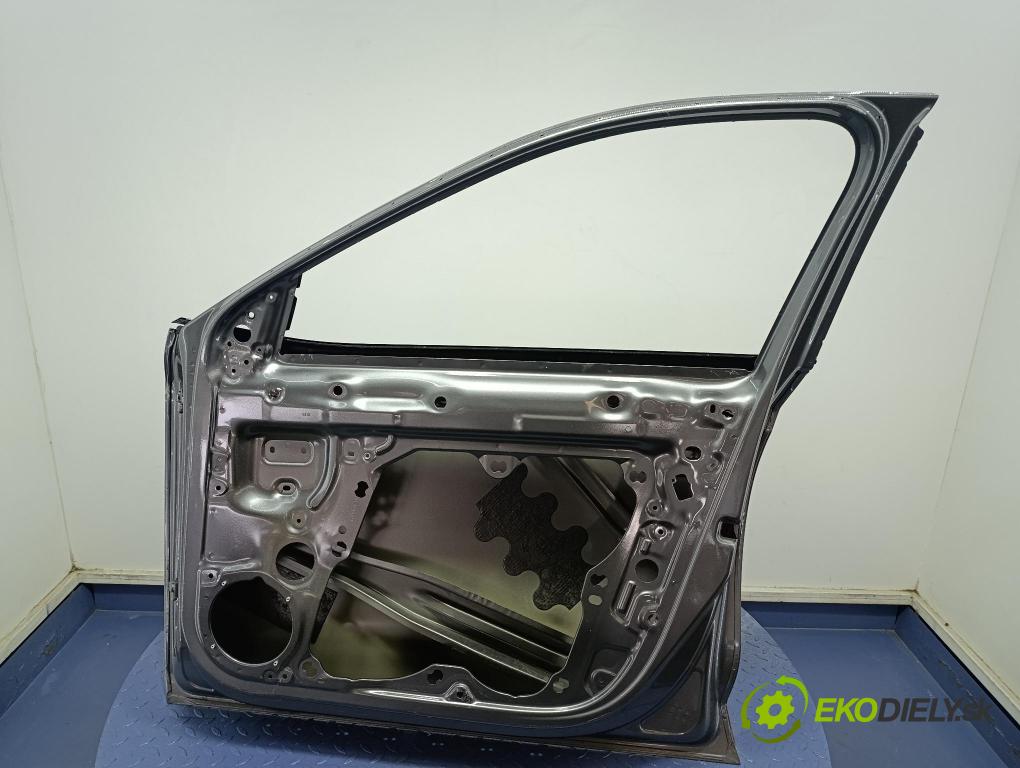 Skoda Octavia 0 dveře před prave