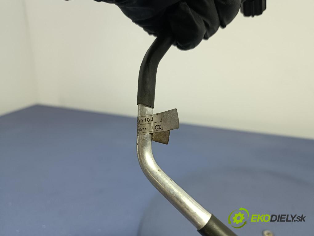 Audi A7 2012 trubka Klimatizace: 4G0260710J