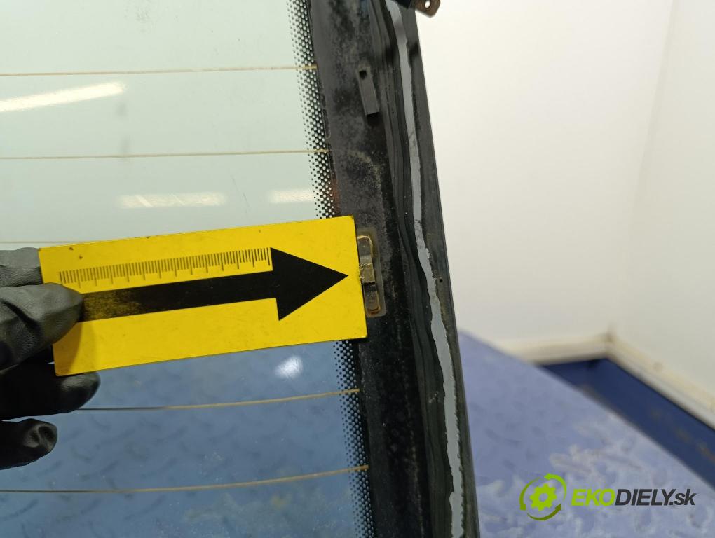 Vw Transporter 2003 sklo dvere zad ľavé 