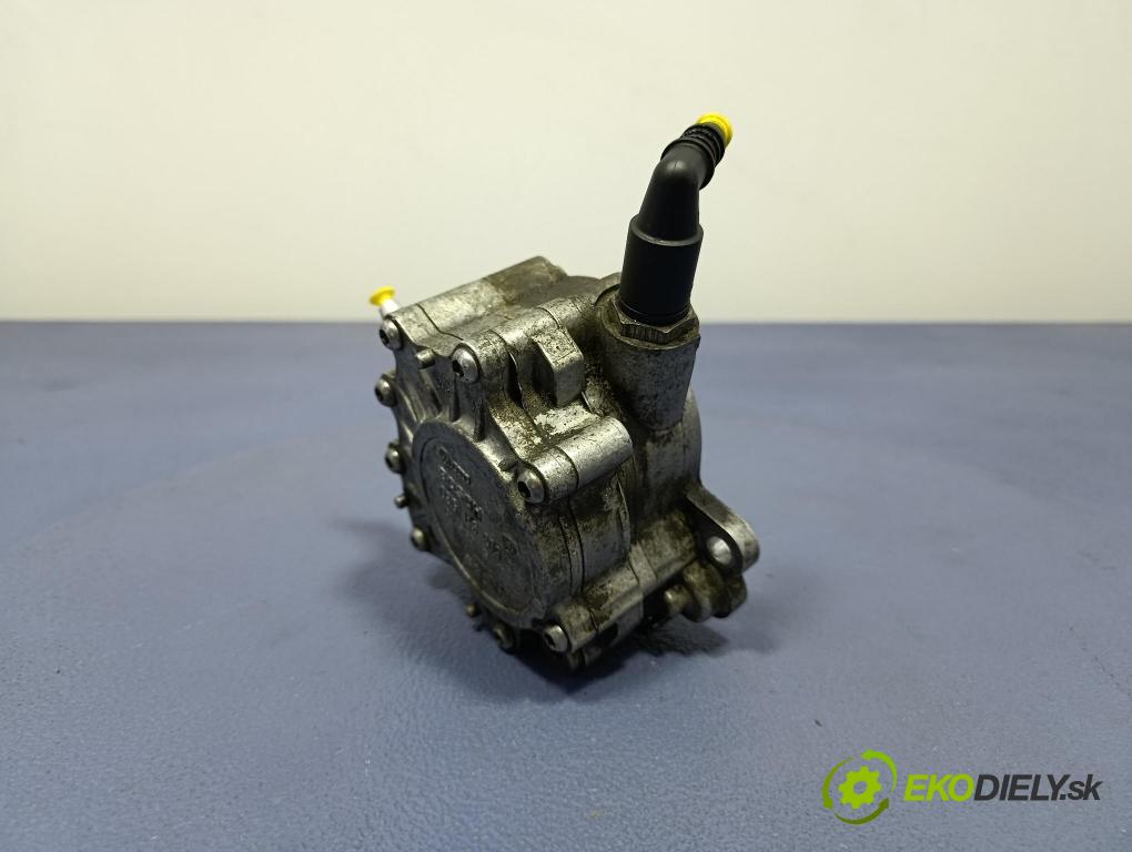 Vw Passat 2008 čerpadlo vákuová 03G145209C