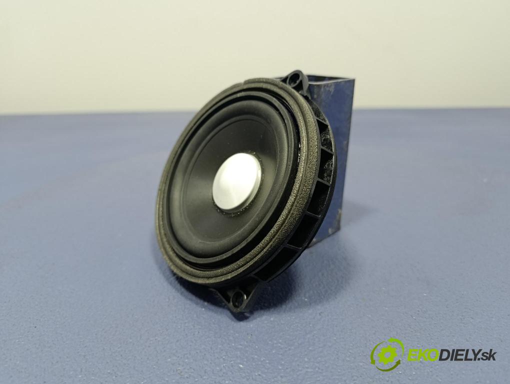 Bmw M5 2018 Mluvčí: / Subwoofer: 9364956