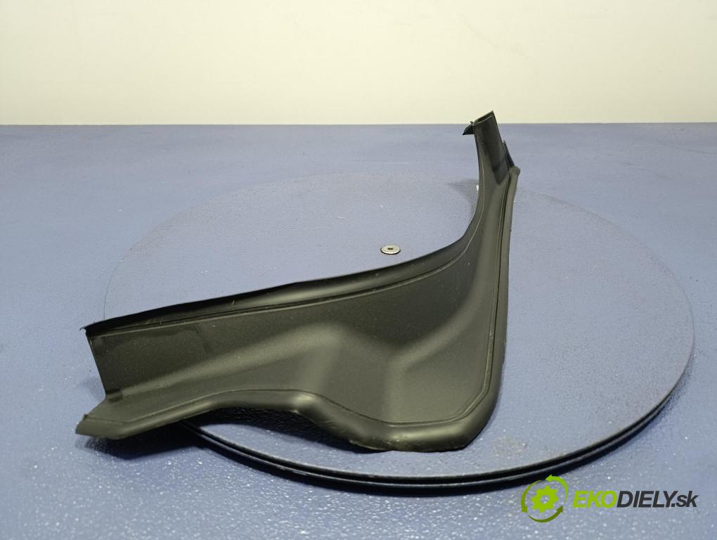 Bmw M5 2018 kryt Plast: Interiéry: 9448944