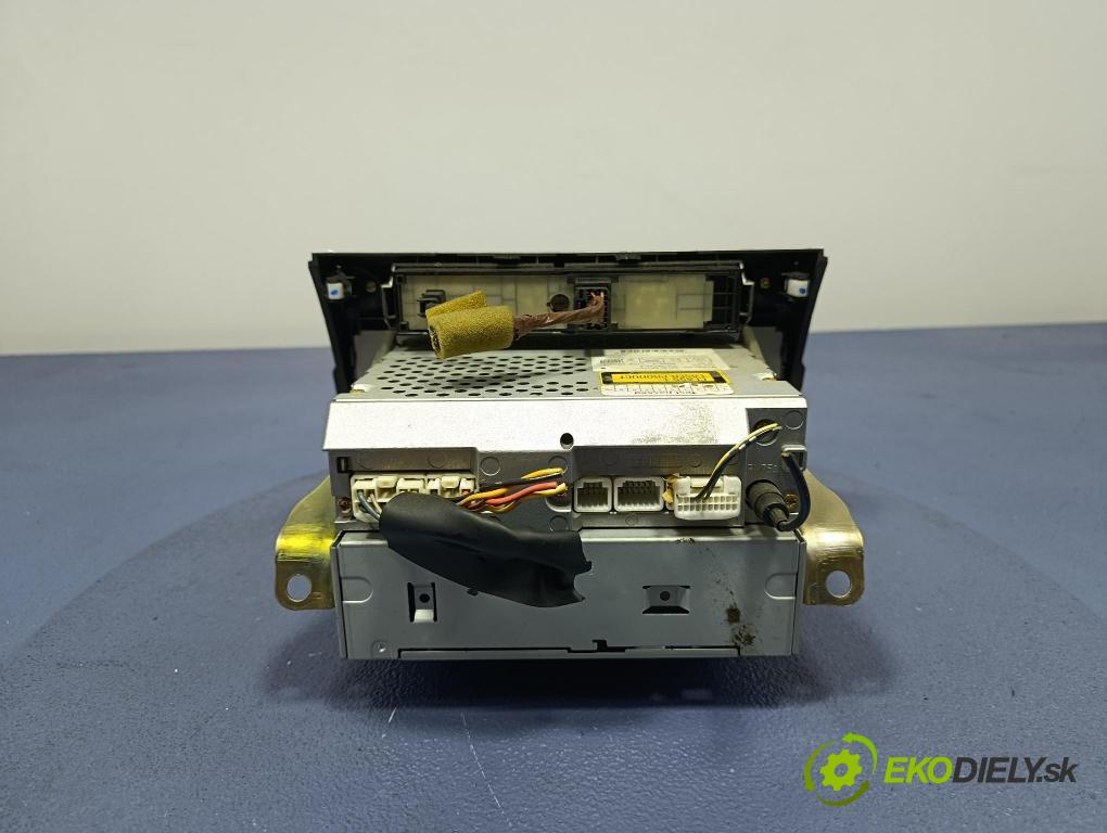 Toyota Corolla verso 2004 Radio I Navigace: 86120-0F010