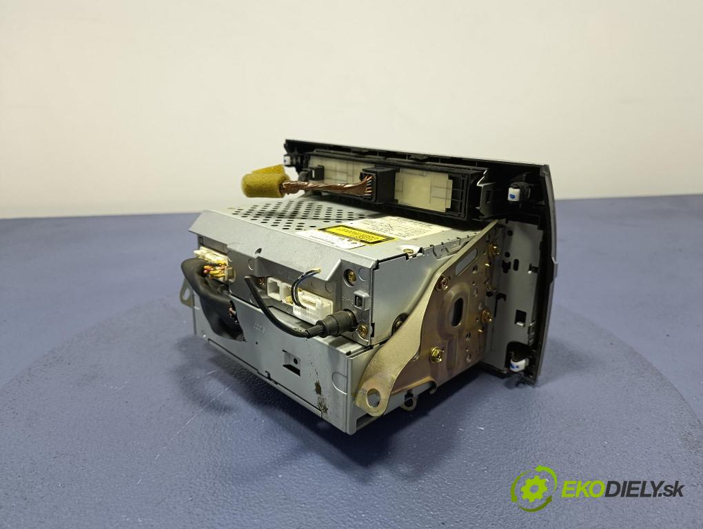 Toyota Corolla verso 2004 Radio I Navigace: 86120-0F010