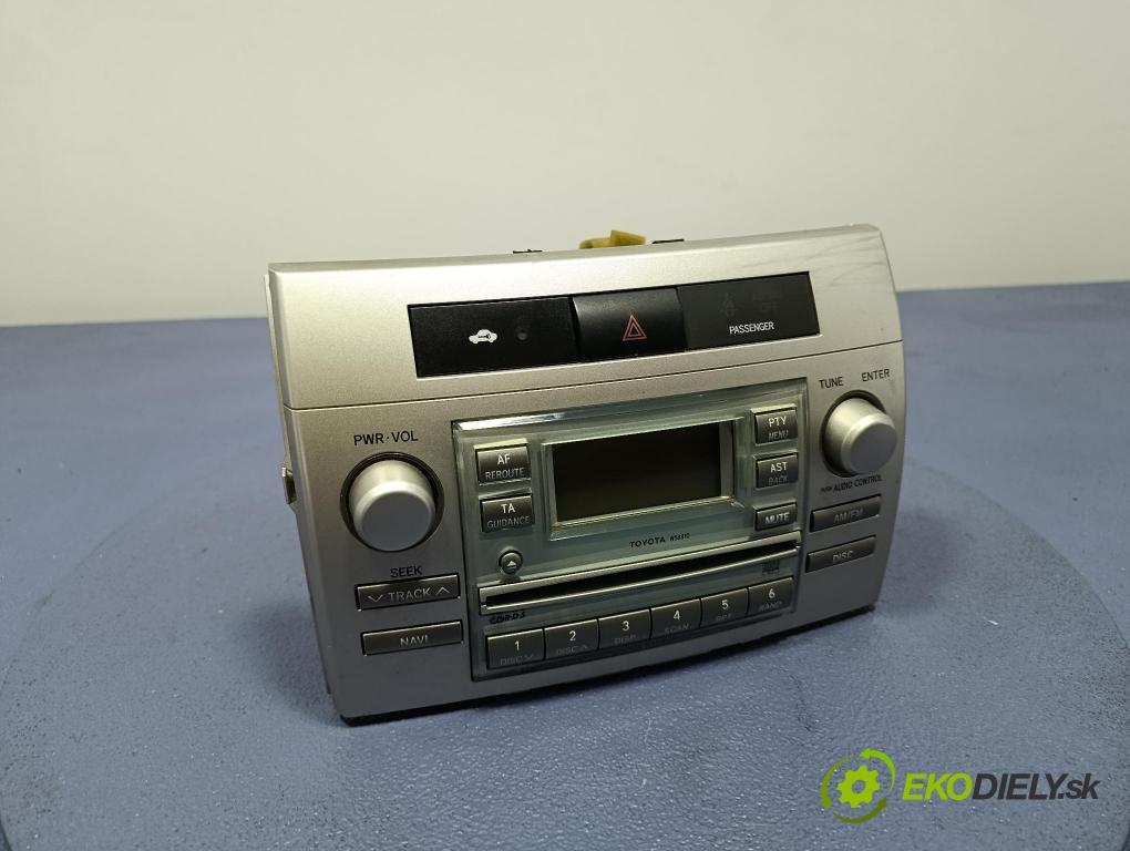Toyota Corolla verso 2004 Radio I Navigace: 86120-0F010