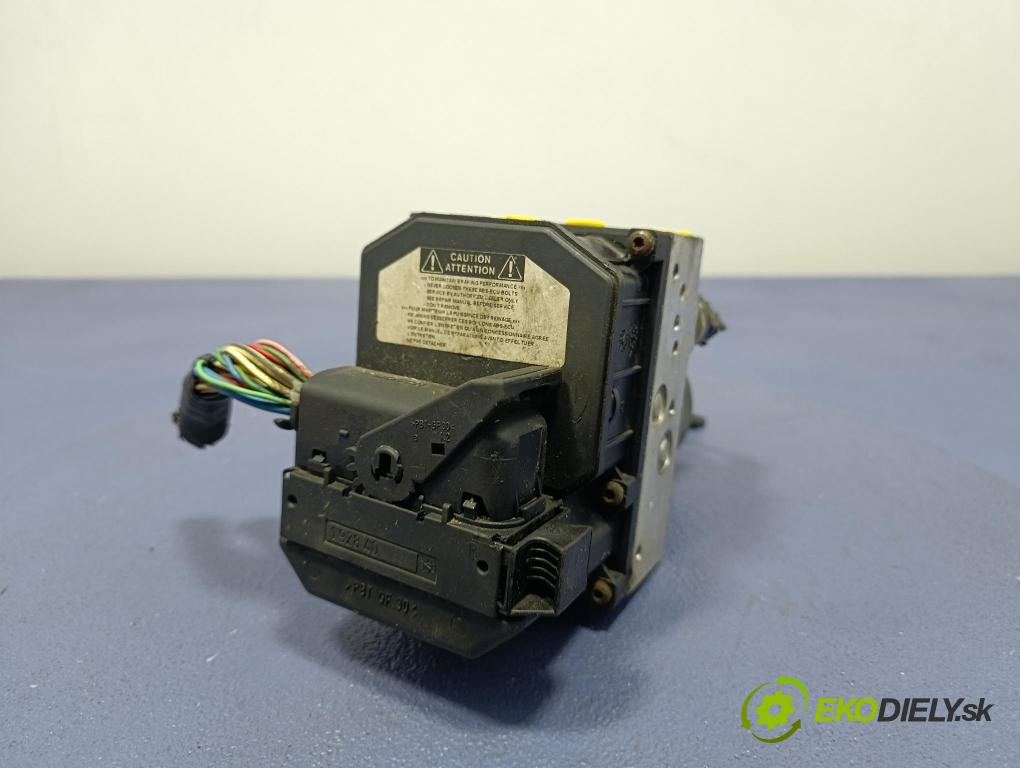 Toyota Corolla verso 2004 čerpadlo ABS x 89541-0F010
