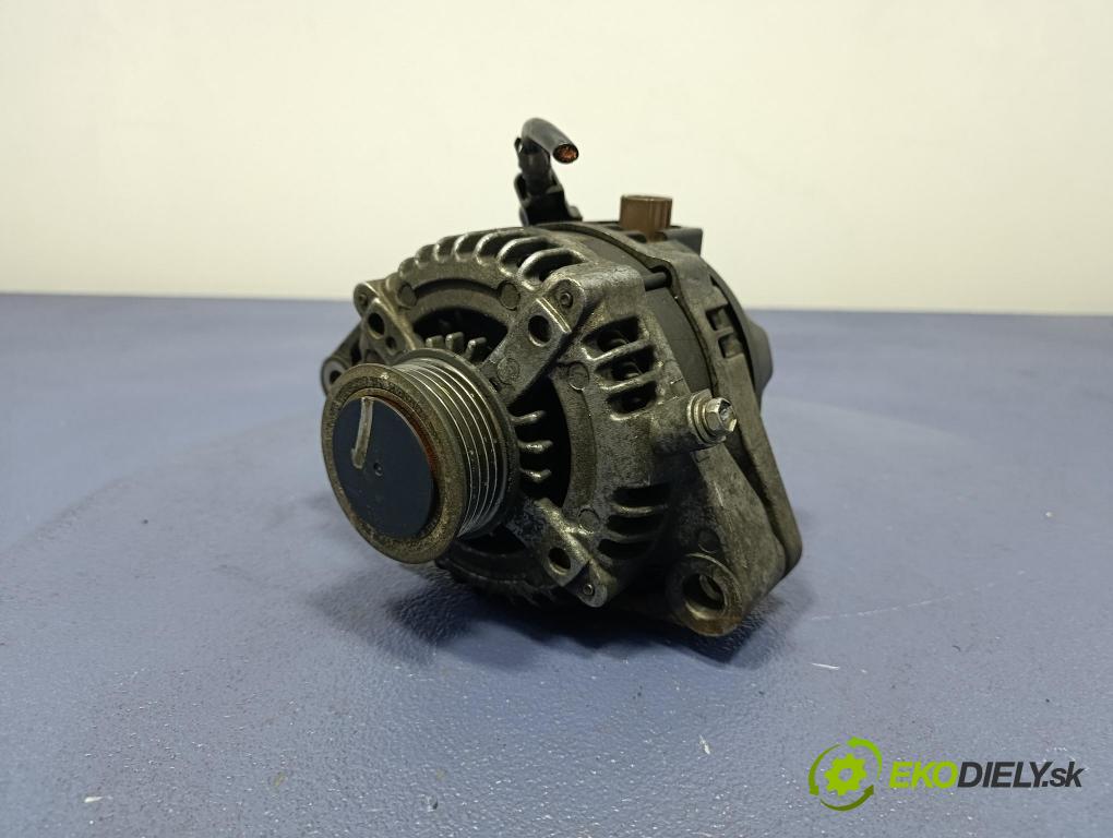 Toyota Corolla verso 2004 Alternator 27060-27090