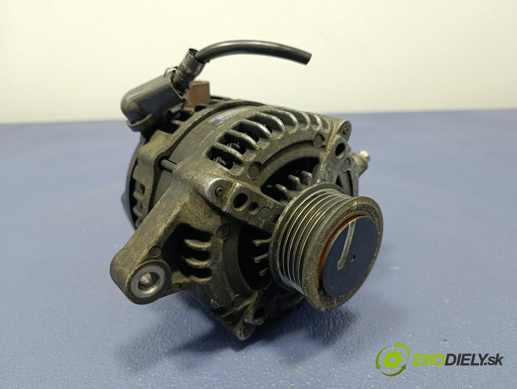Toyota Corolla verso 2004 Alternator 27060-27090