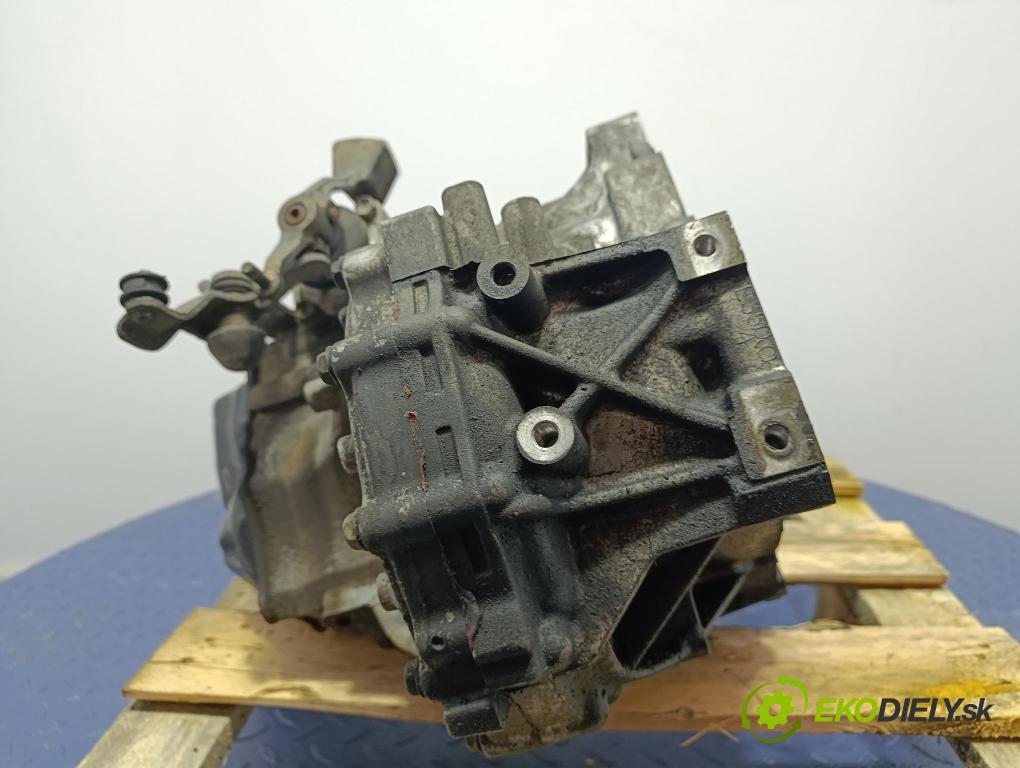 Toyota Corolla verso 2004 převodovka Ozubené kola: Manualna
