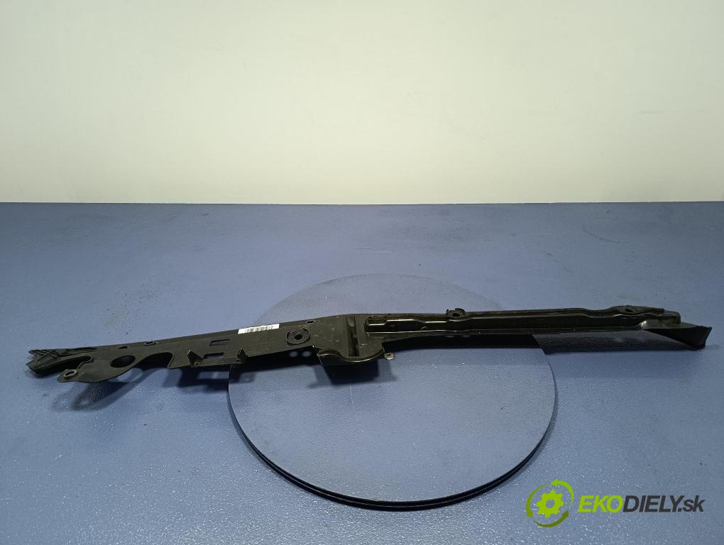 Bmw M5 2018 kryt Plast: podvozek: 7349605