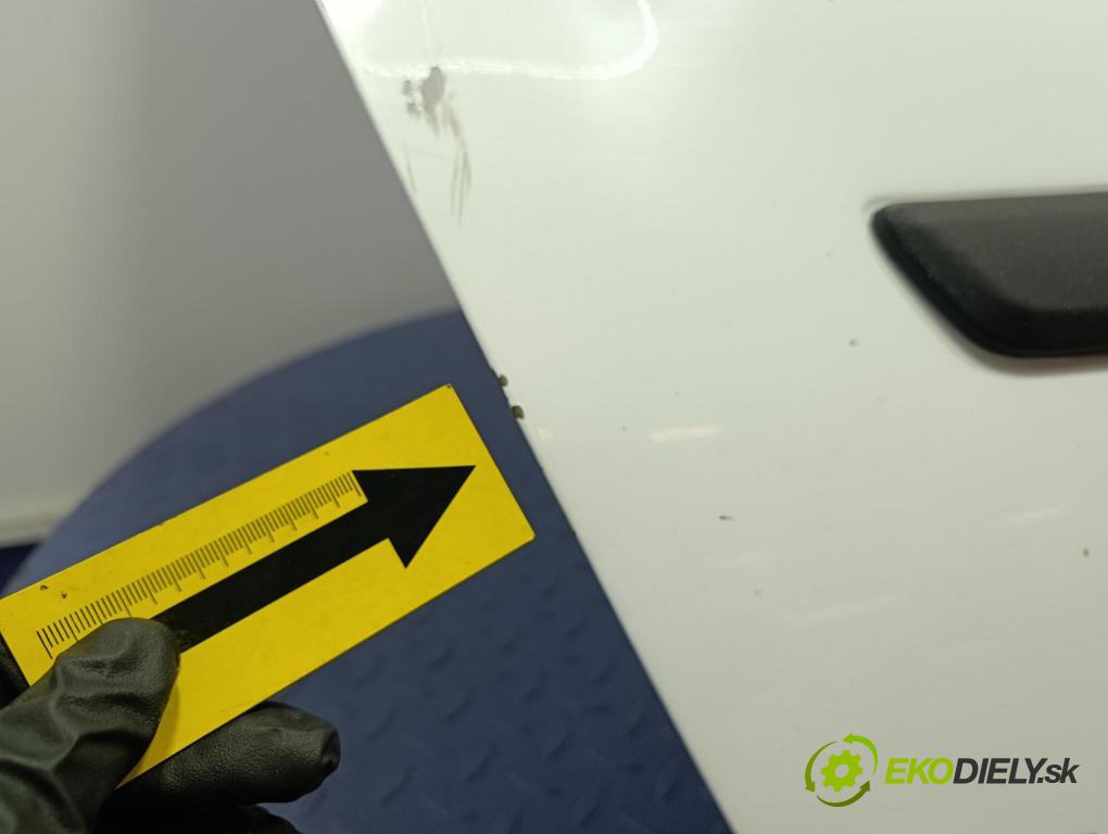 Renault Kangoo 2014 dveře Postranní Posuvné: prave