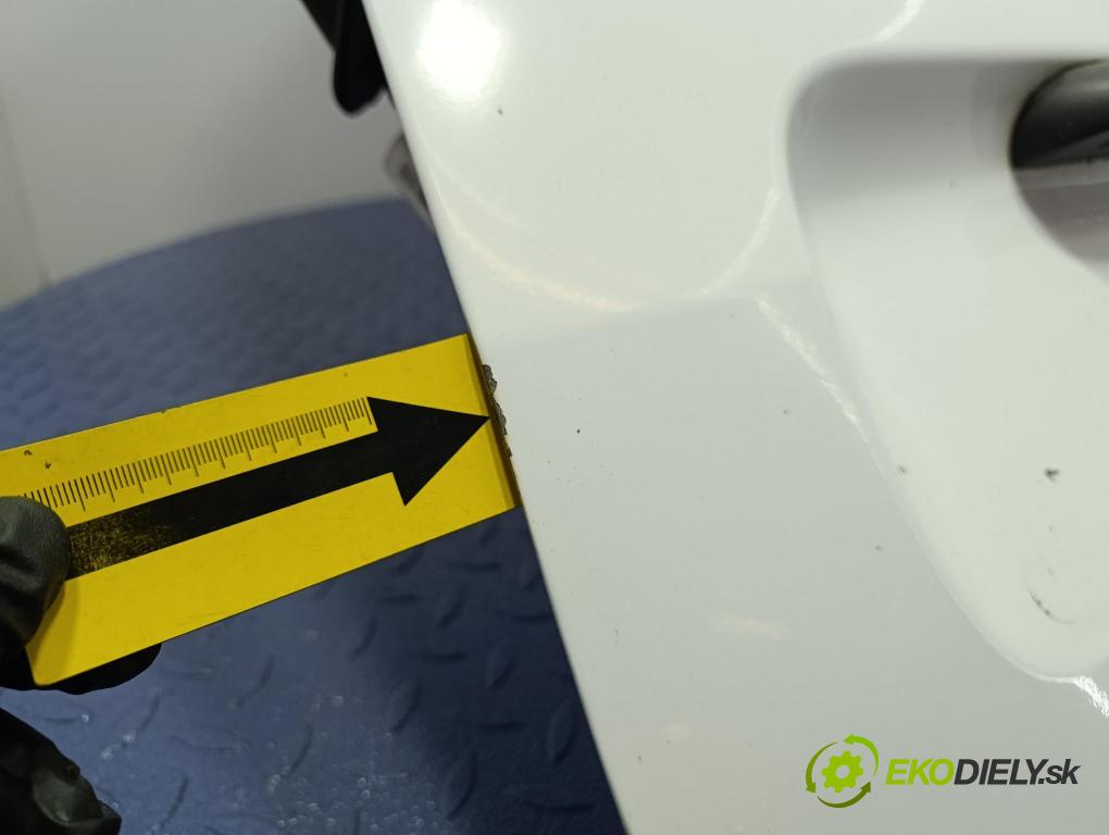 Renault Kangoo 2014 dveře Zad: Vlevo, odjet: 