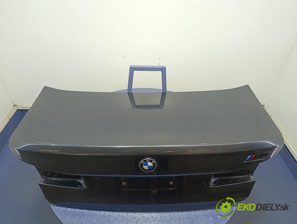 Bmw M5 2018 zadní dveře kufra: kufr