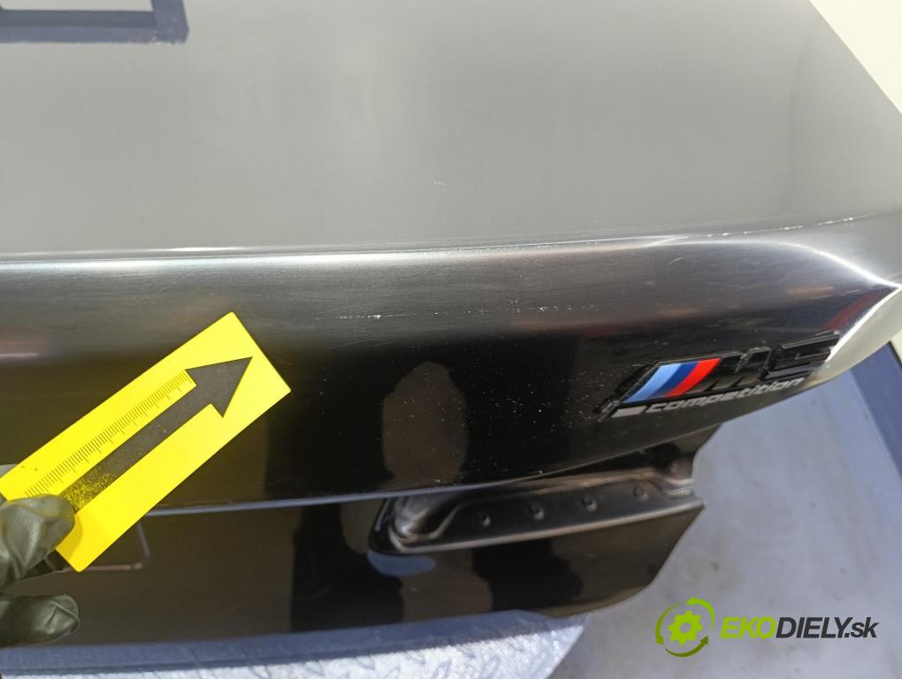 Bmw M5 2018 zadní dveře kufra: kufr