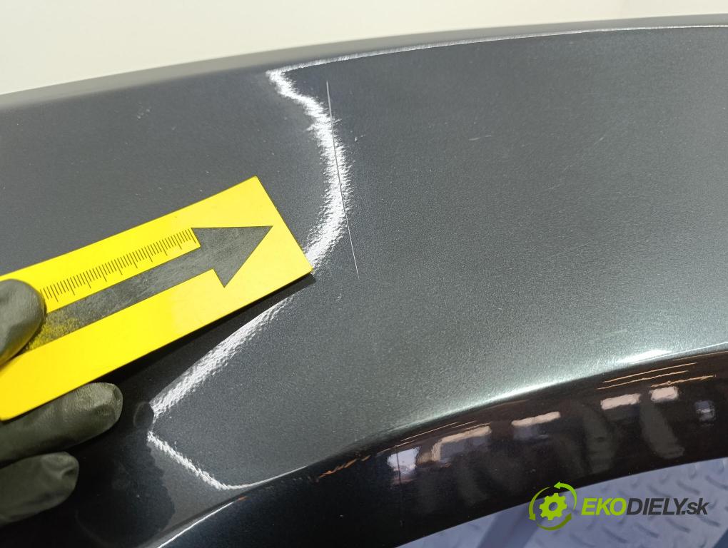 Bmw M5 2018 blatnik před Levý: