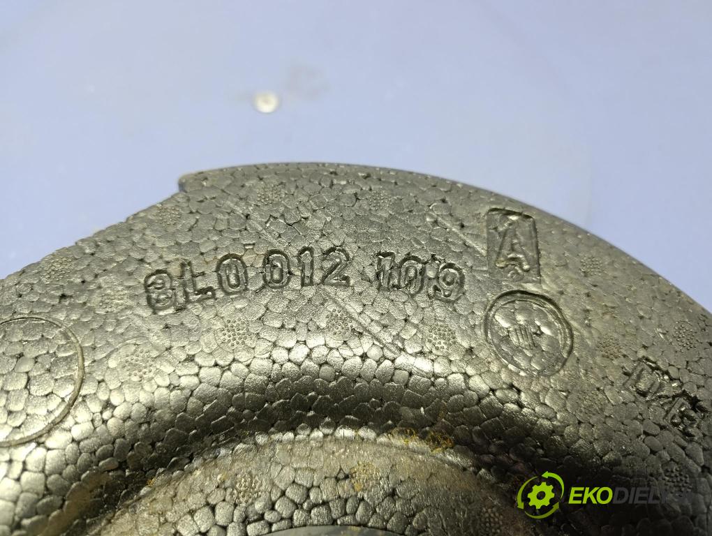 Audi A4 1998 koš kola: Náhradní 8L0012109