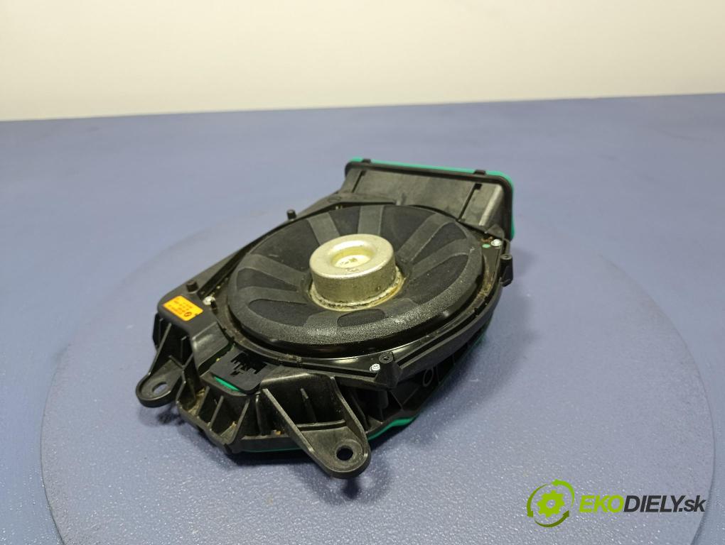 Bmw M5 2018 Mluvčí: / Subwoofer: 6801075