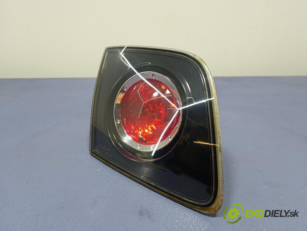Mazda 3 2006 světlo Zad: levá Uvnitř P2775L