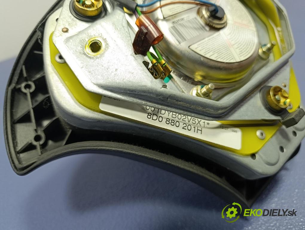 Audi A4 1998 volant 4B0124A