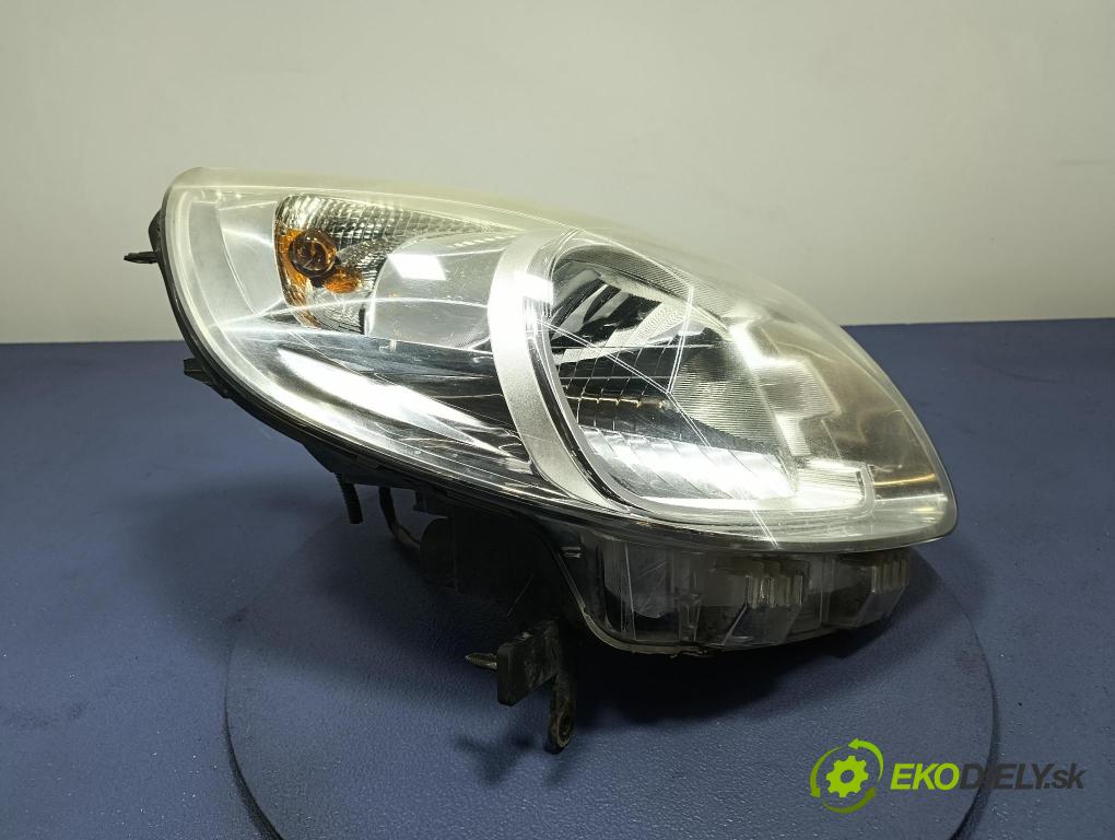 Renault Kangoo 2014 světlo v pravo: 260102647R