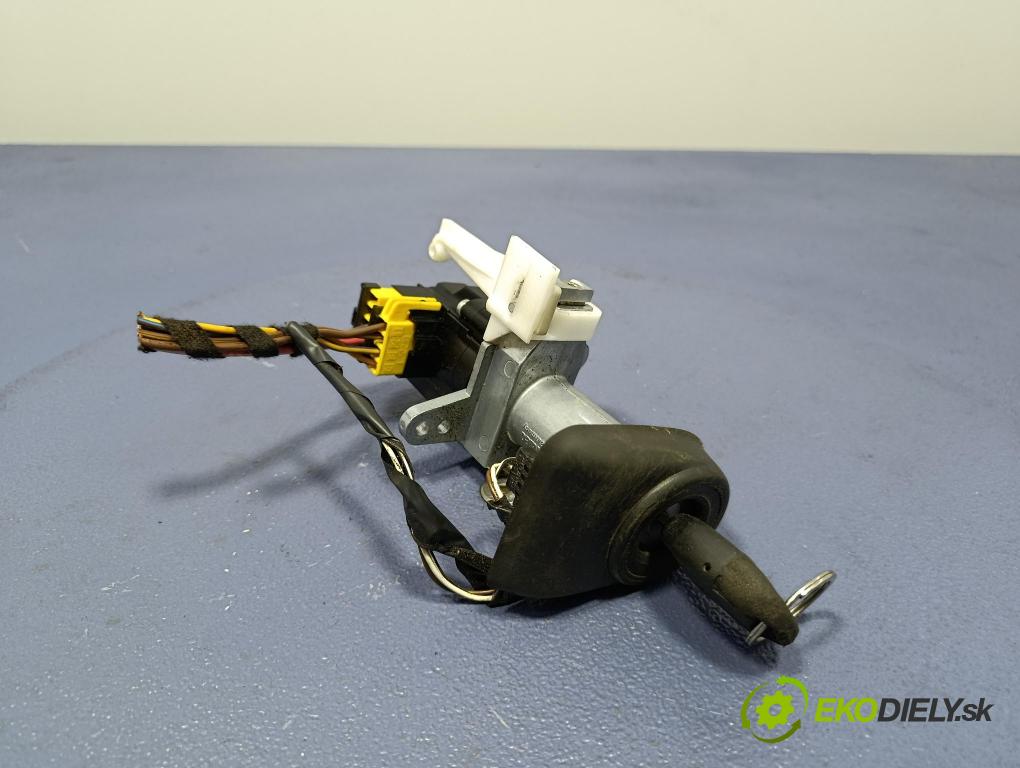 Saab 9-5 2006 řídící jednotka Motor: 55559333