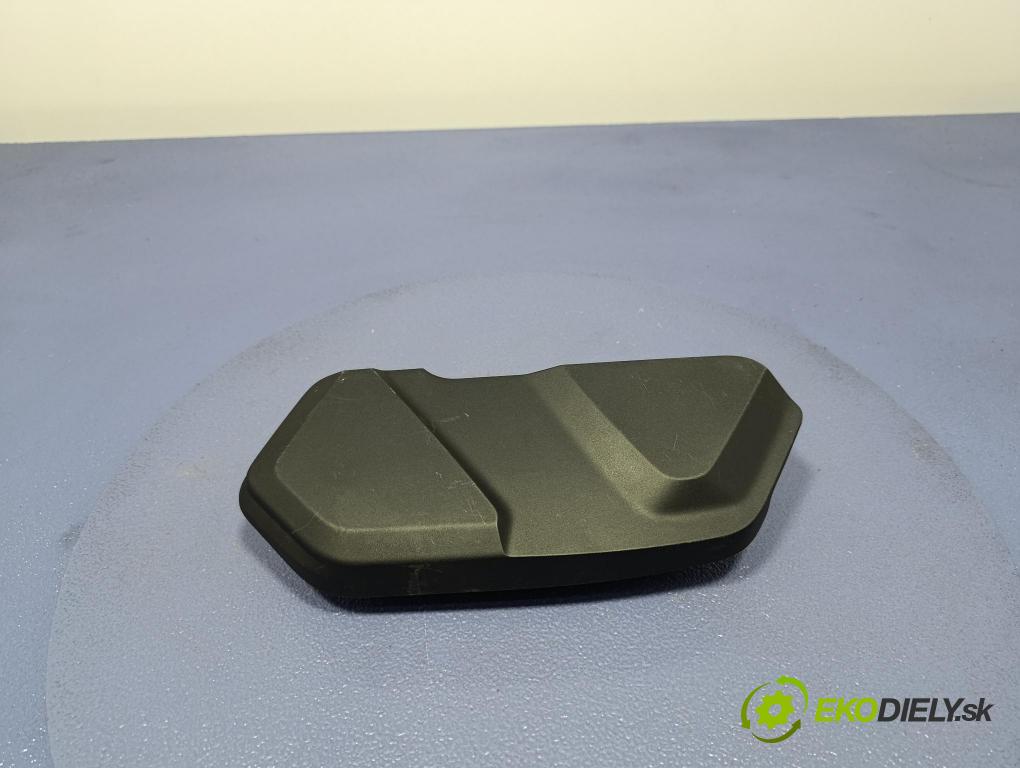 Bmw M5 2018 kryt Plast: Interiéry: 7856812