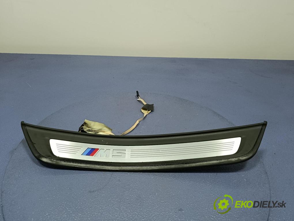 Bmw M5 2018 lišta Dekoratívne: Prah: 8061071