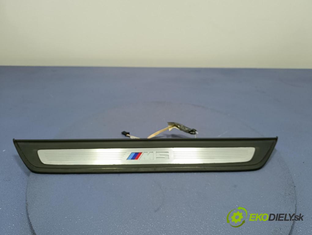 Bmw M5 2018 lišta Dekoratívne: Prah: 8061069