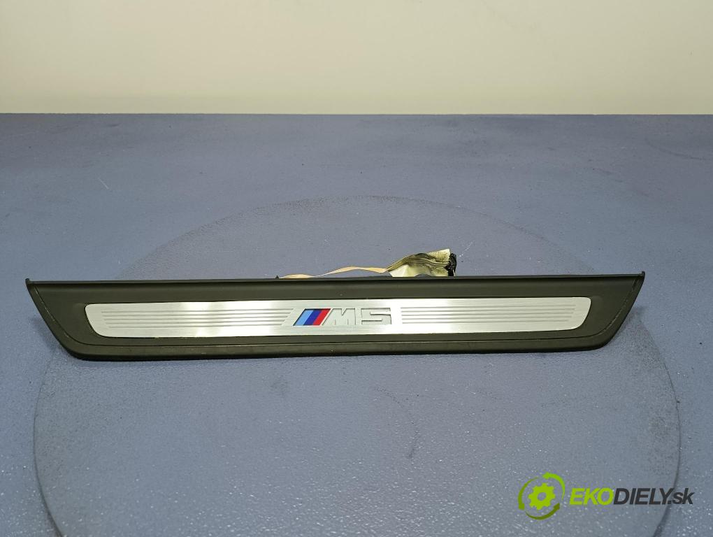 Bmw M5 2018 lišta Dekoratívne: Prah: 8061069