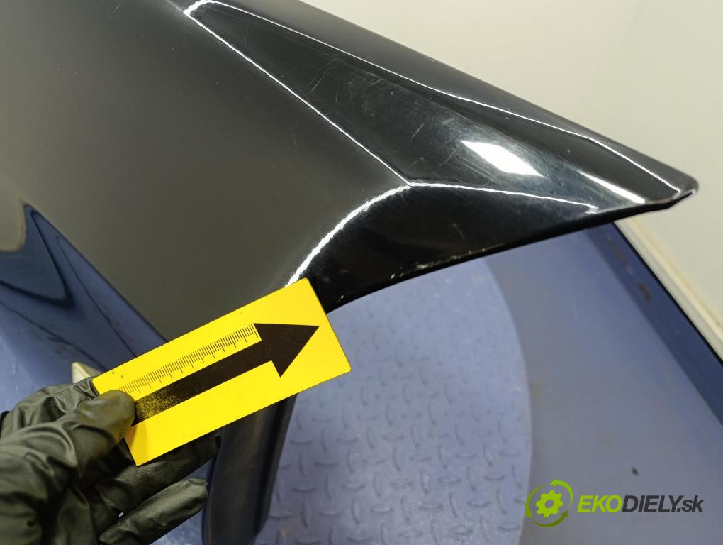 Bmw Seria 3 2006 blatník Predné Vľavo: