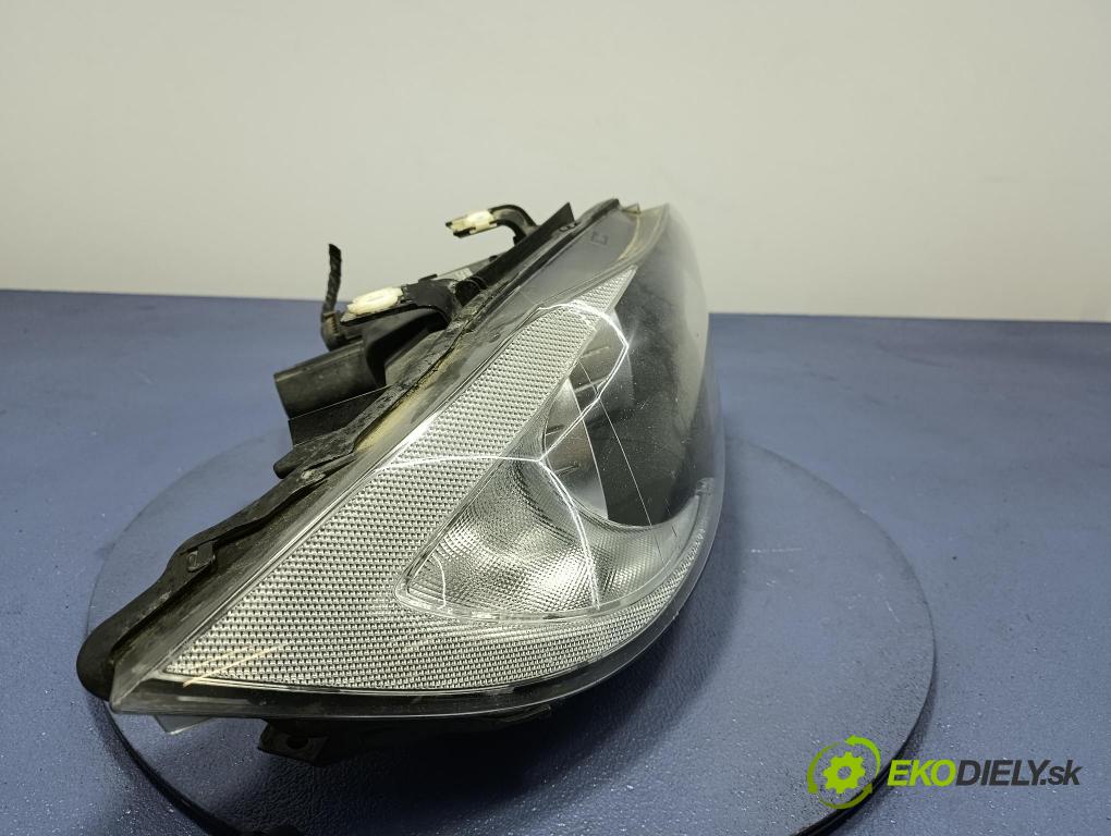 Bmw Seria 3 2006 Reflektor: v pravo: 6942722