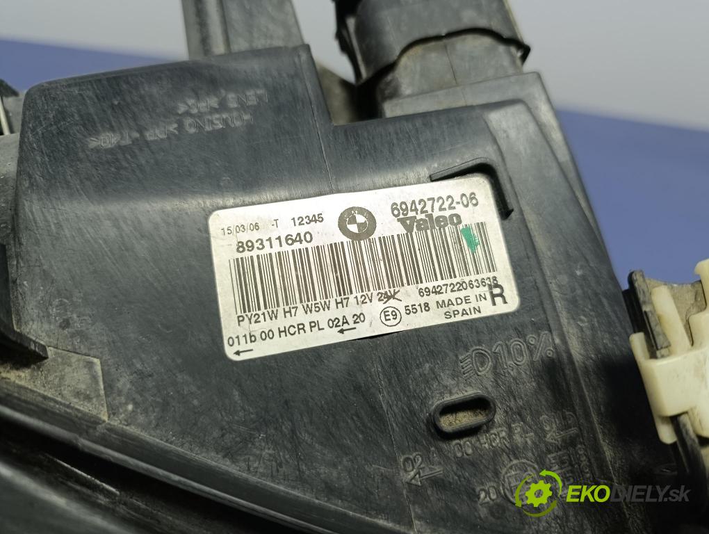 Bmw Seria 3 2006 Reflektor: v pravo: 6942722