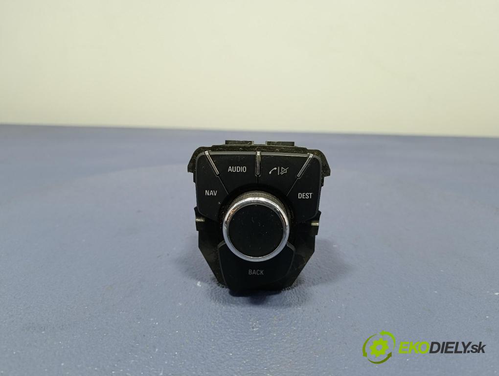 Opel Insignia 2010 Radio I Navigácia: 13337253