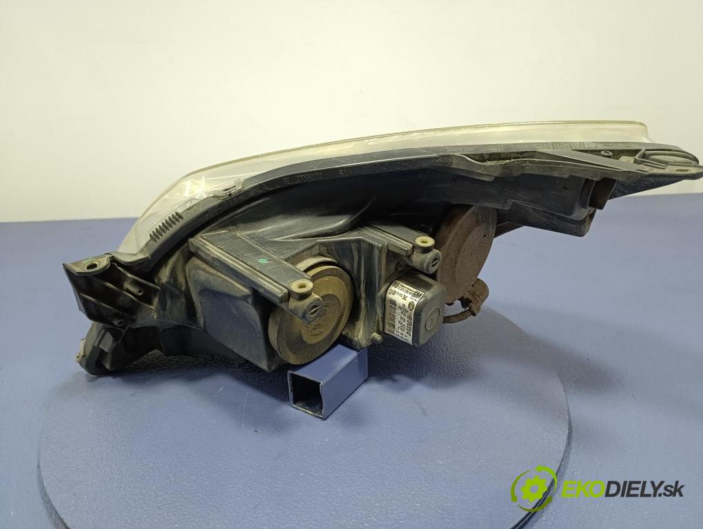 Opel Astra 2007 Reflektor: v pravo: 13239289