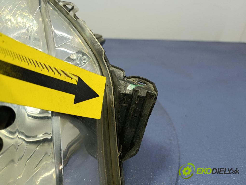 Opel Astra 2007 Reflektor: v pravo: 13239289