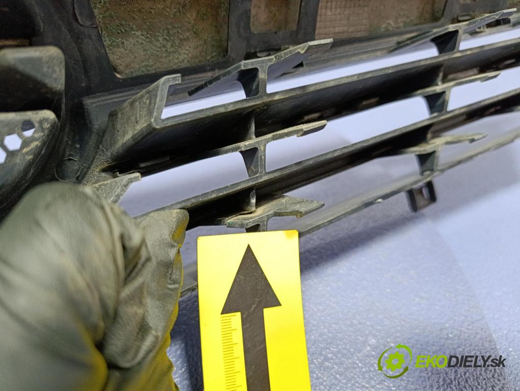 Opel Astra 2007 miežka / Gril: 13225775
